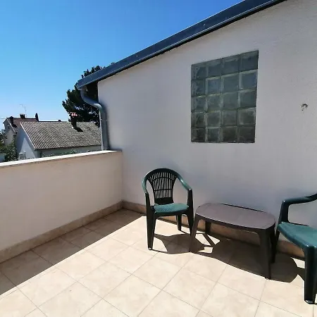 House Jasna * Premantura