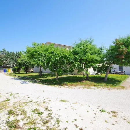 House Jasna * Premantura