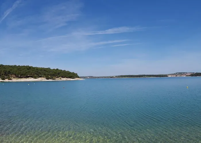 House Jasna 펜션 프레멘투라