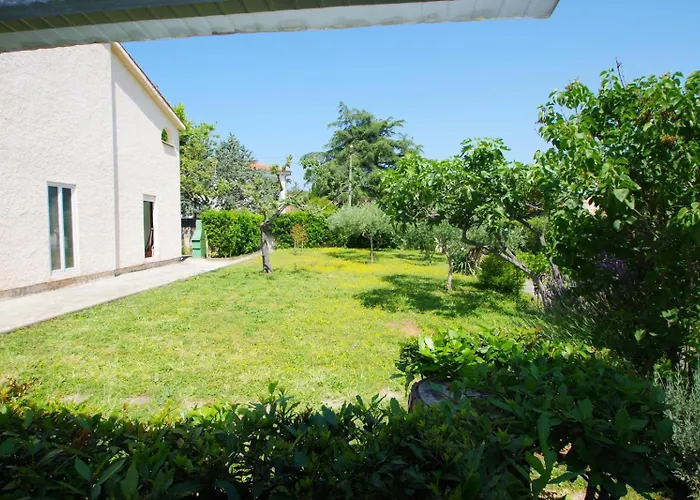 House Jasna 펜션 프레멘투라